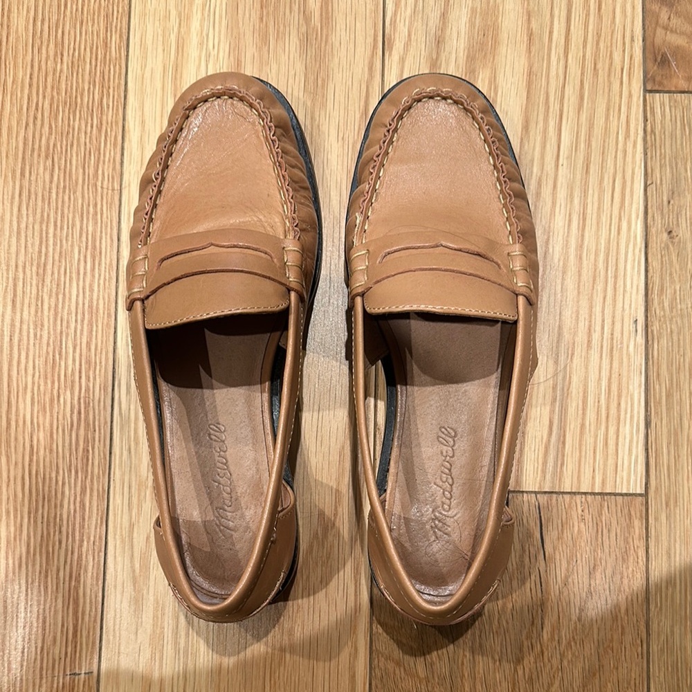 Madewell Women Tan Loafers